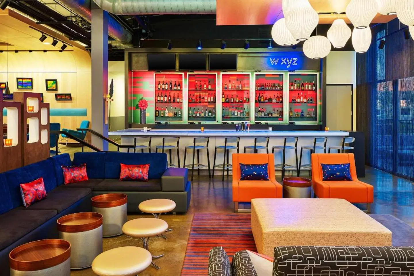 Aloft Cleveland Beachwood Bar