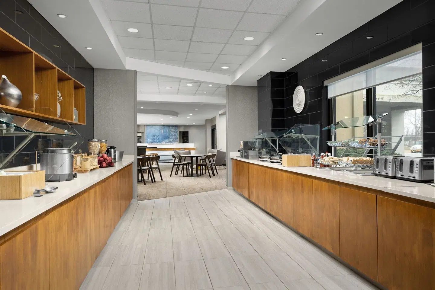 SpringHill Suites by Marriott Boston Peabody Restaurant