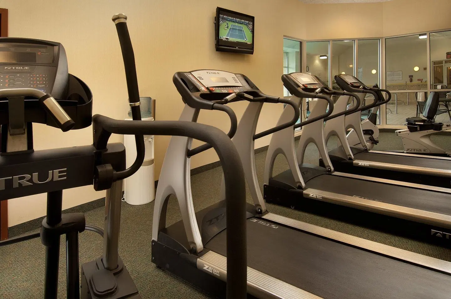 Drury Inn & Suites Findlay SPORTS_AND_LEISURE