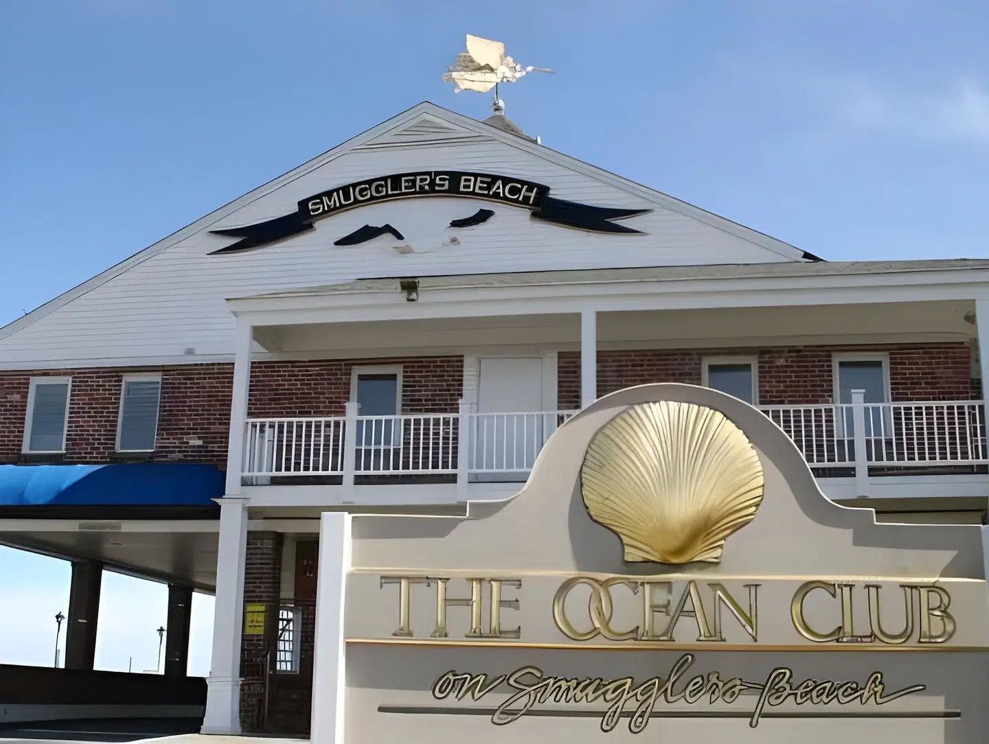The Ocean Club on Smugglers Beach EXTERIOR