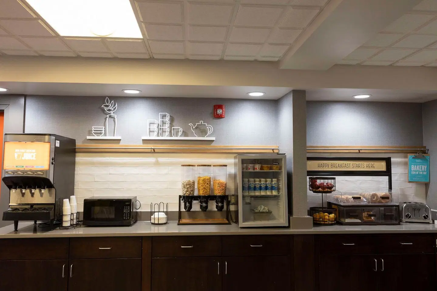Hampton Inn Kent/Akron Area Bar