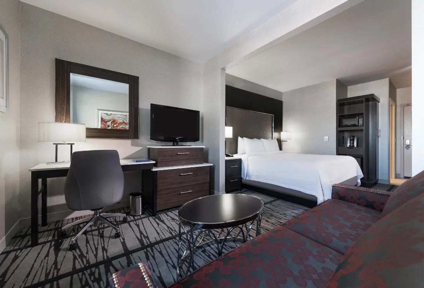 Fairfield Inn & Suites by Marriott Boston Cambridge ROOM_EXAMPLE