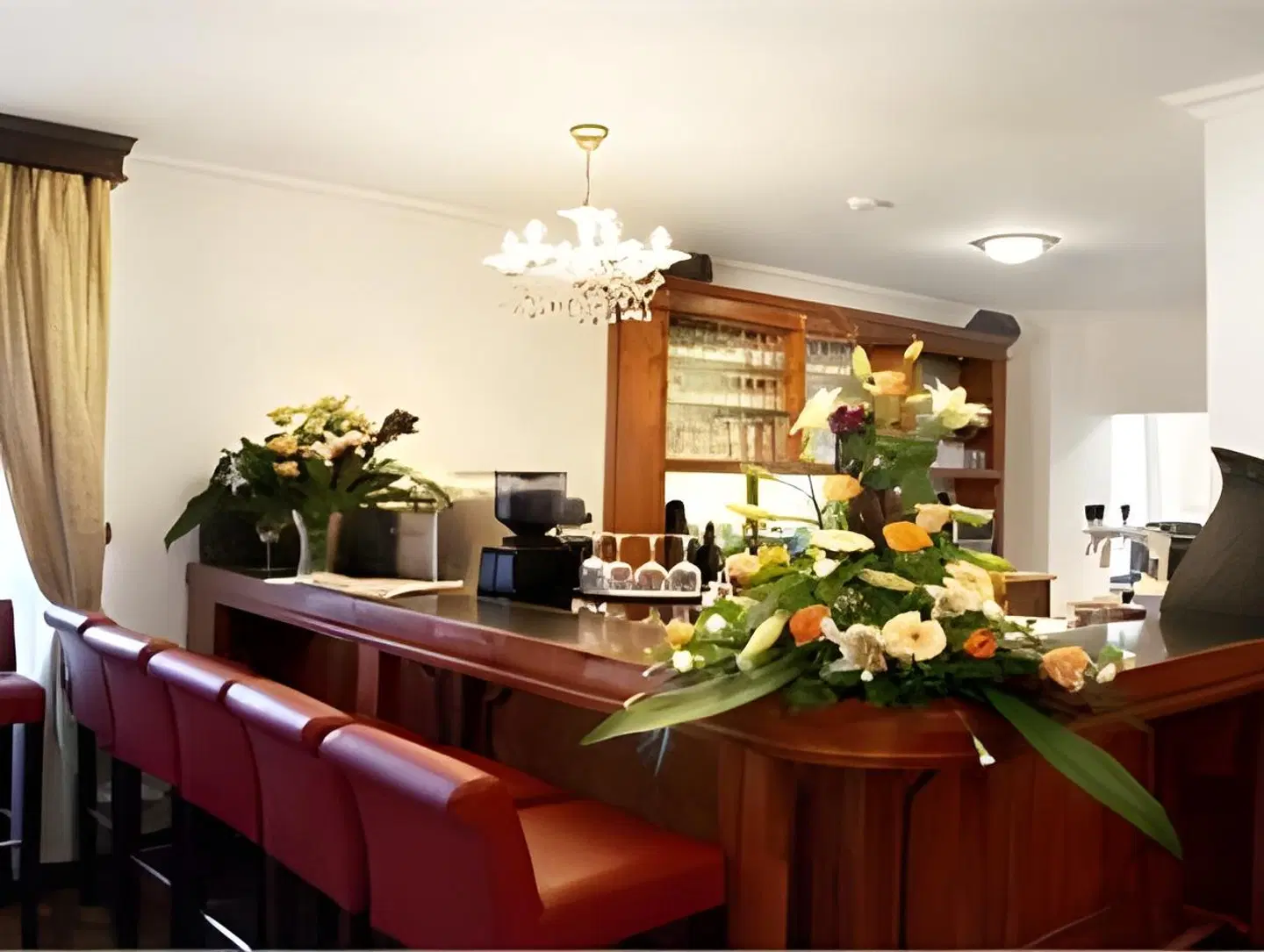 Aviv Bar