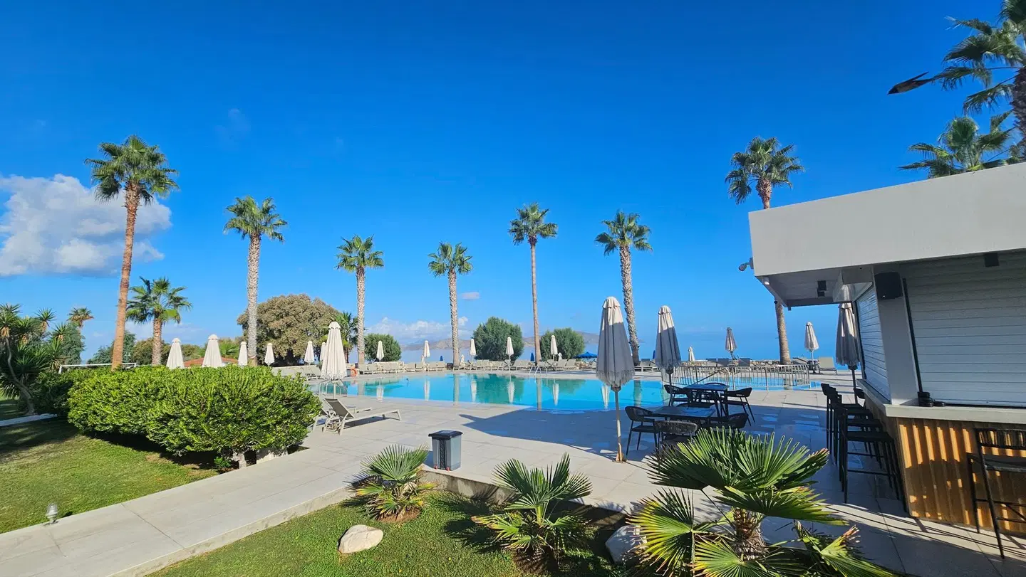 Irina Beach OUTDOOR_POOL
