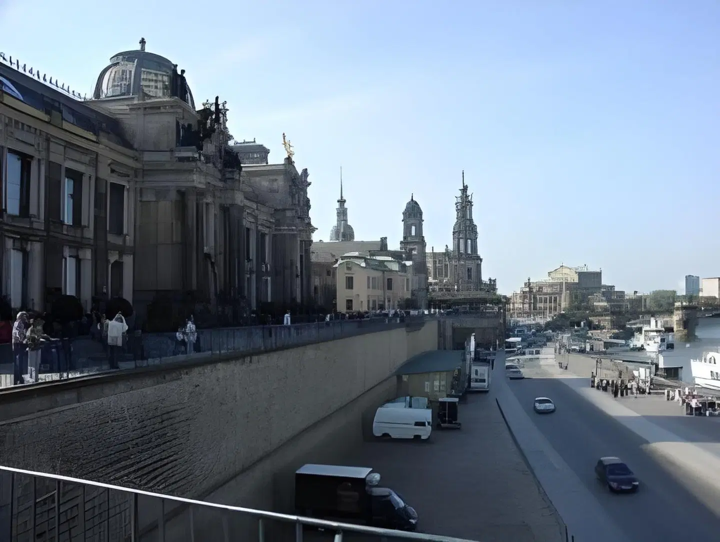 Kim Hotel Dresden Terrasse