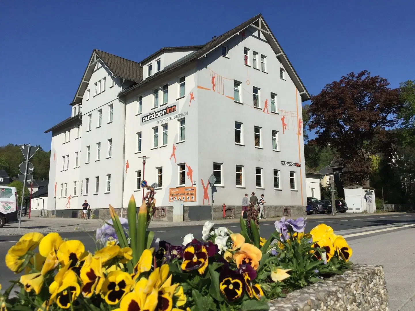 Outdoor Inn EXTERIOR
