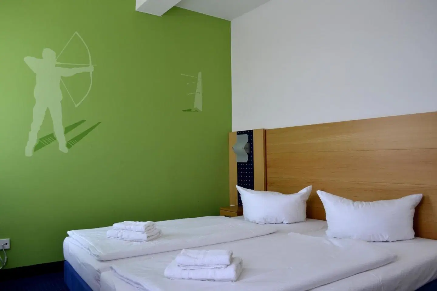 Outdoor Inn ROOM_EXAMPLE