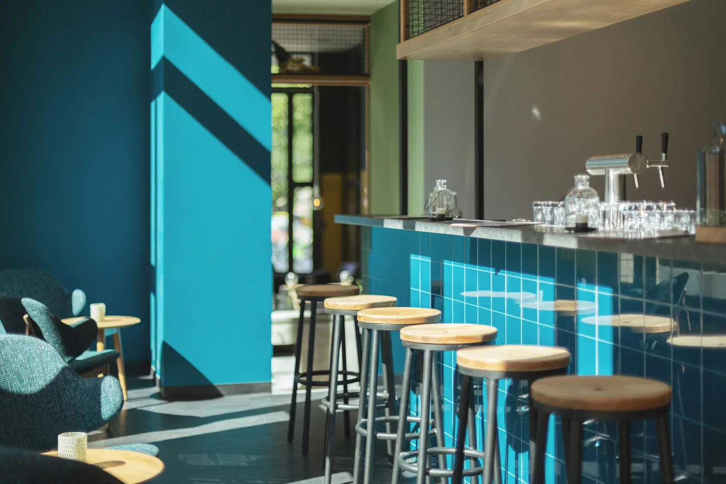 the niu Dwarf Bar