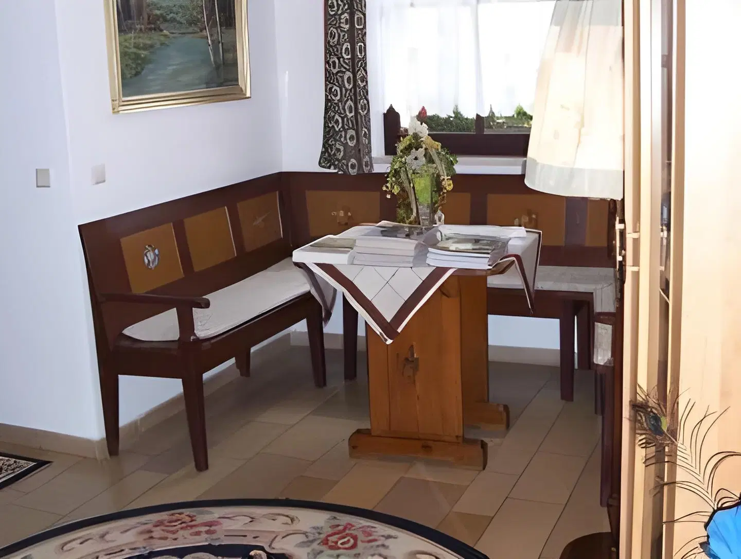 Krone ROOM_EXAMPLE