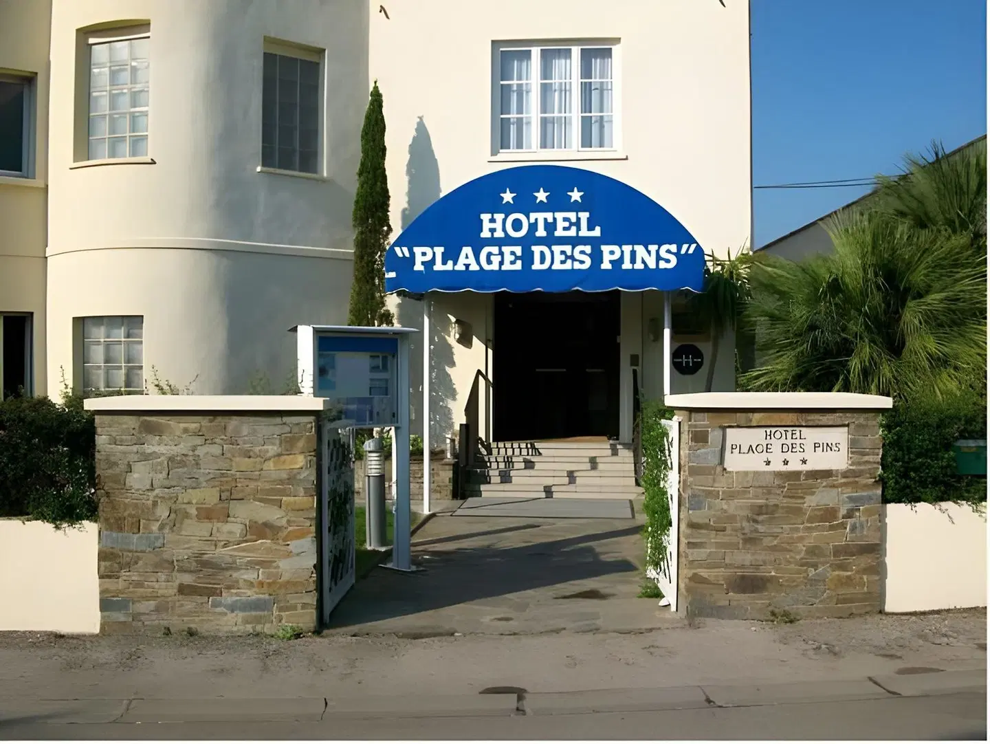 Plage des Pins EXTERIOR