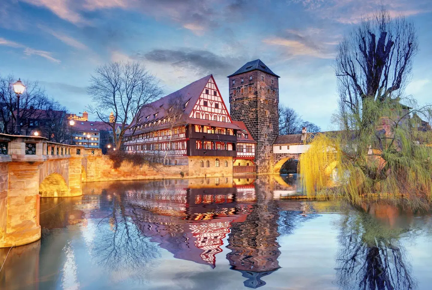 Park Inn by Radisson Nürnberg OUTDOOR_POOL