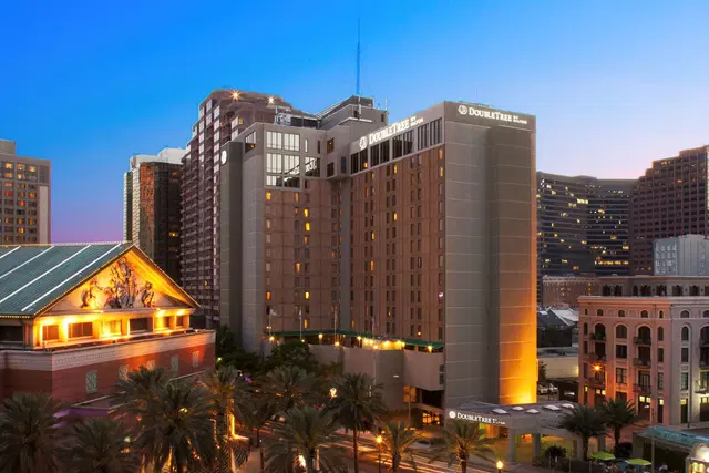 DoubleTree by Hilton New Orleans EXTERIOR