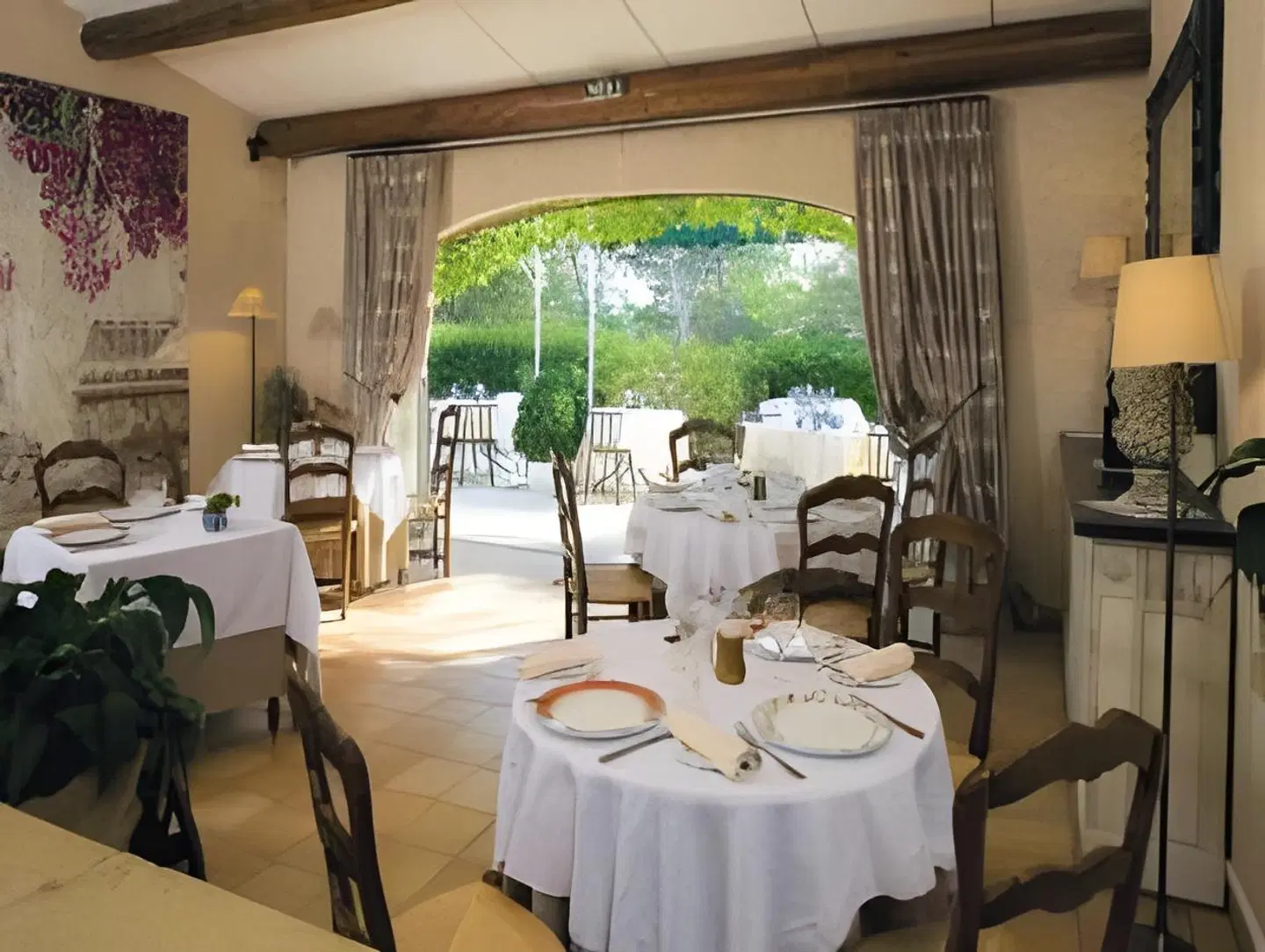 Mas De Fauchon Chateaux Restaurant