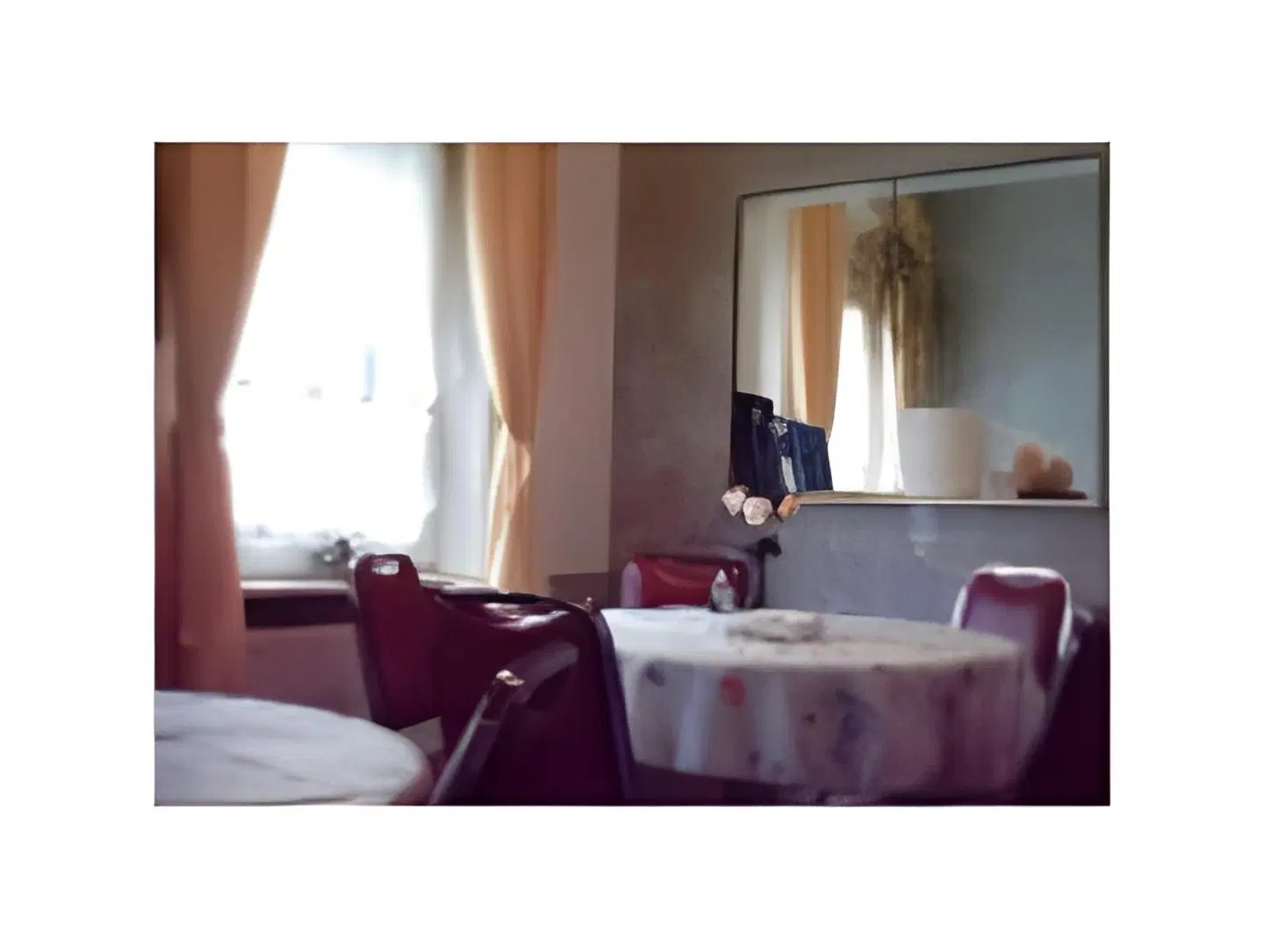 Central ROOM_EXAMPLE