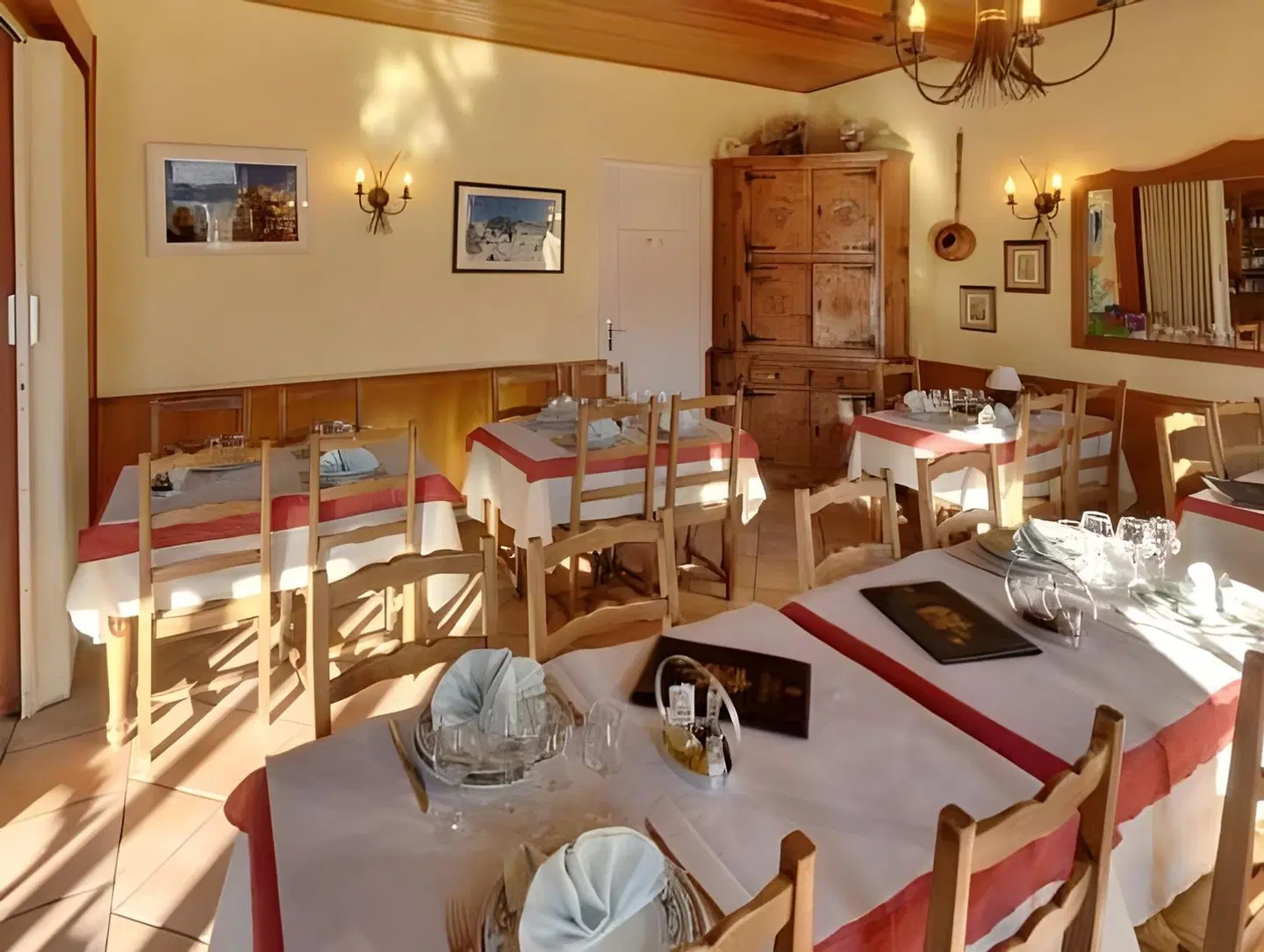 Le Sans Souci Restaurant