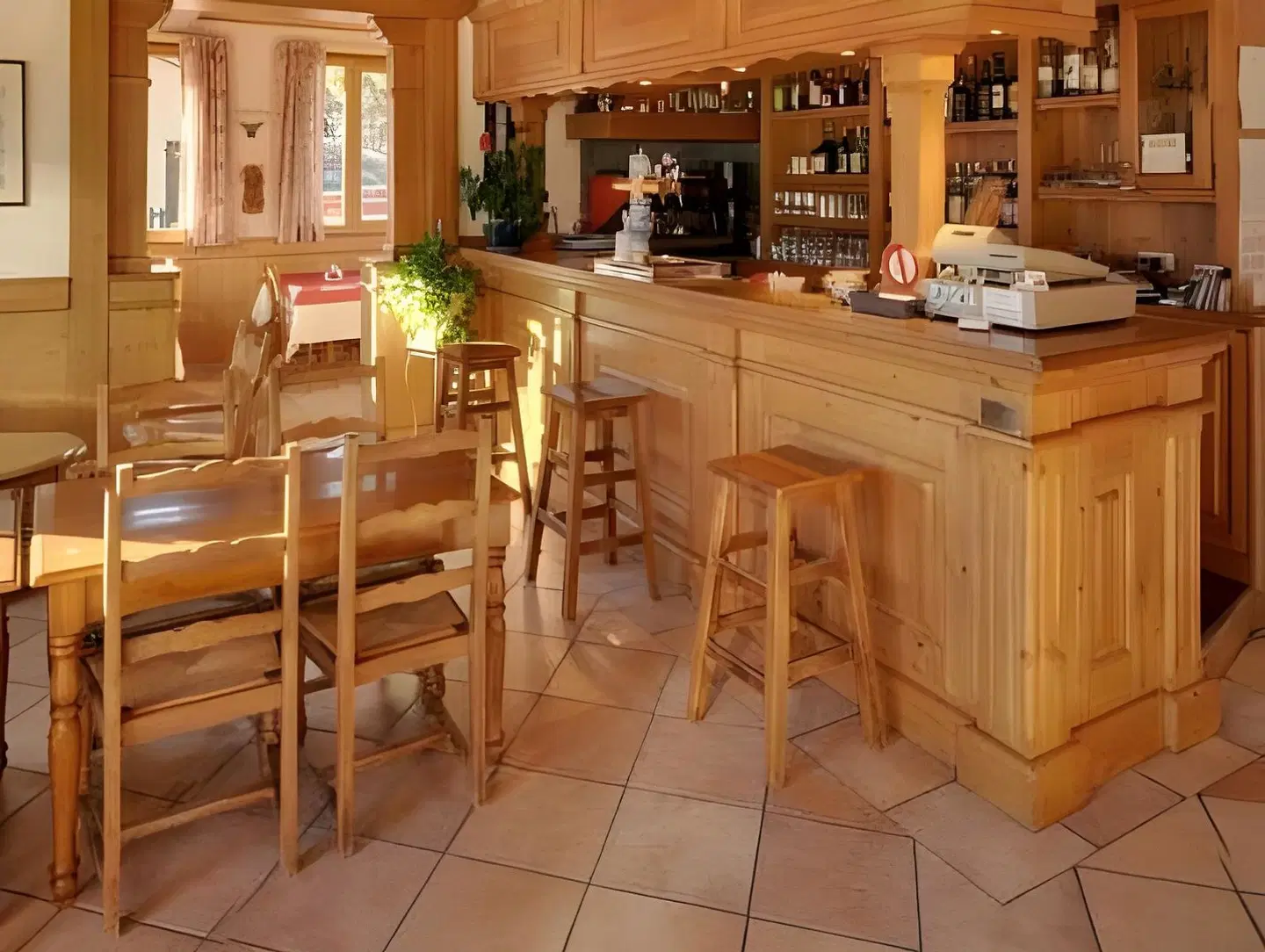 Le Sans Souci Bar