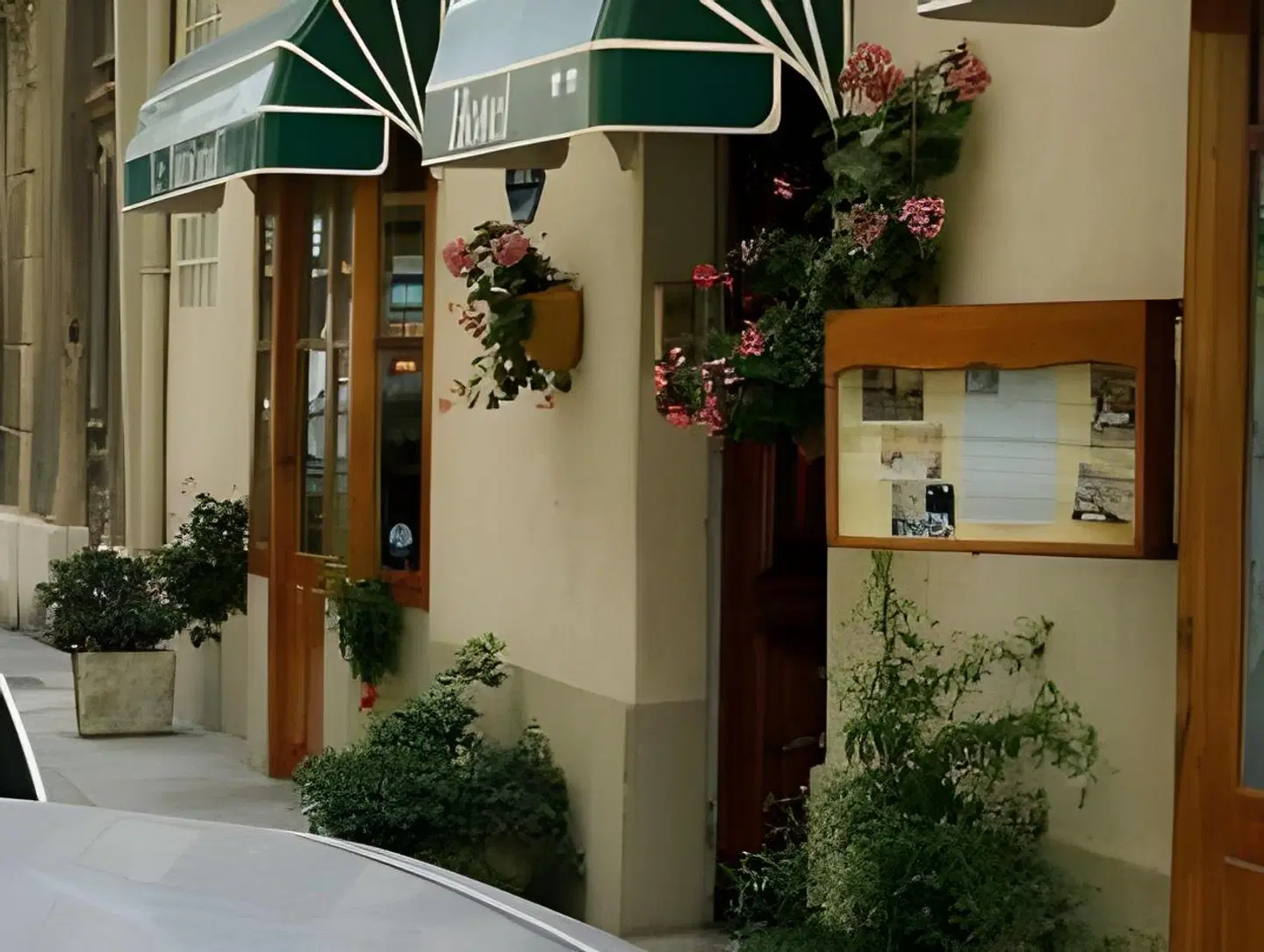 Le National EXTERIOR