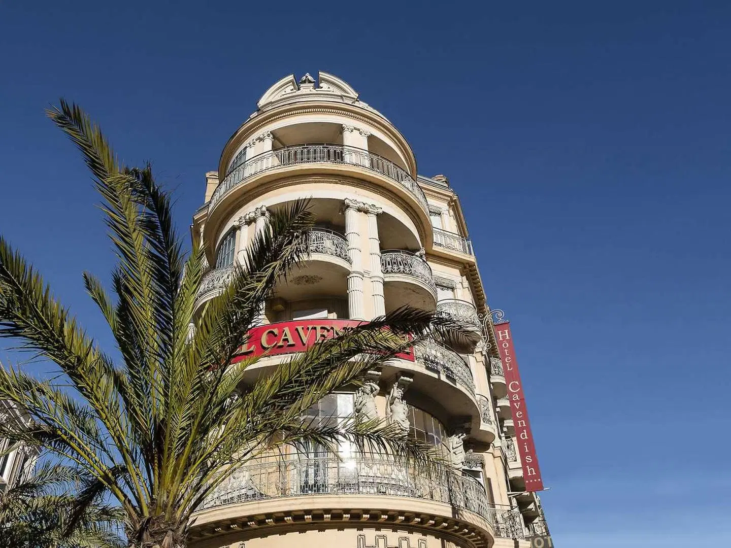 Le Cavendish EXTERIOR