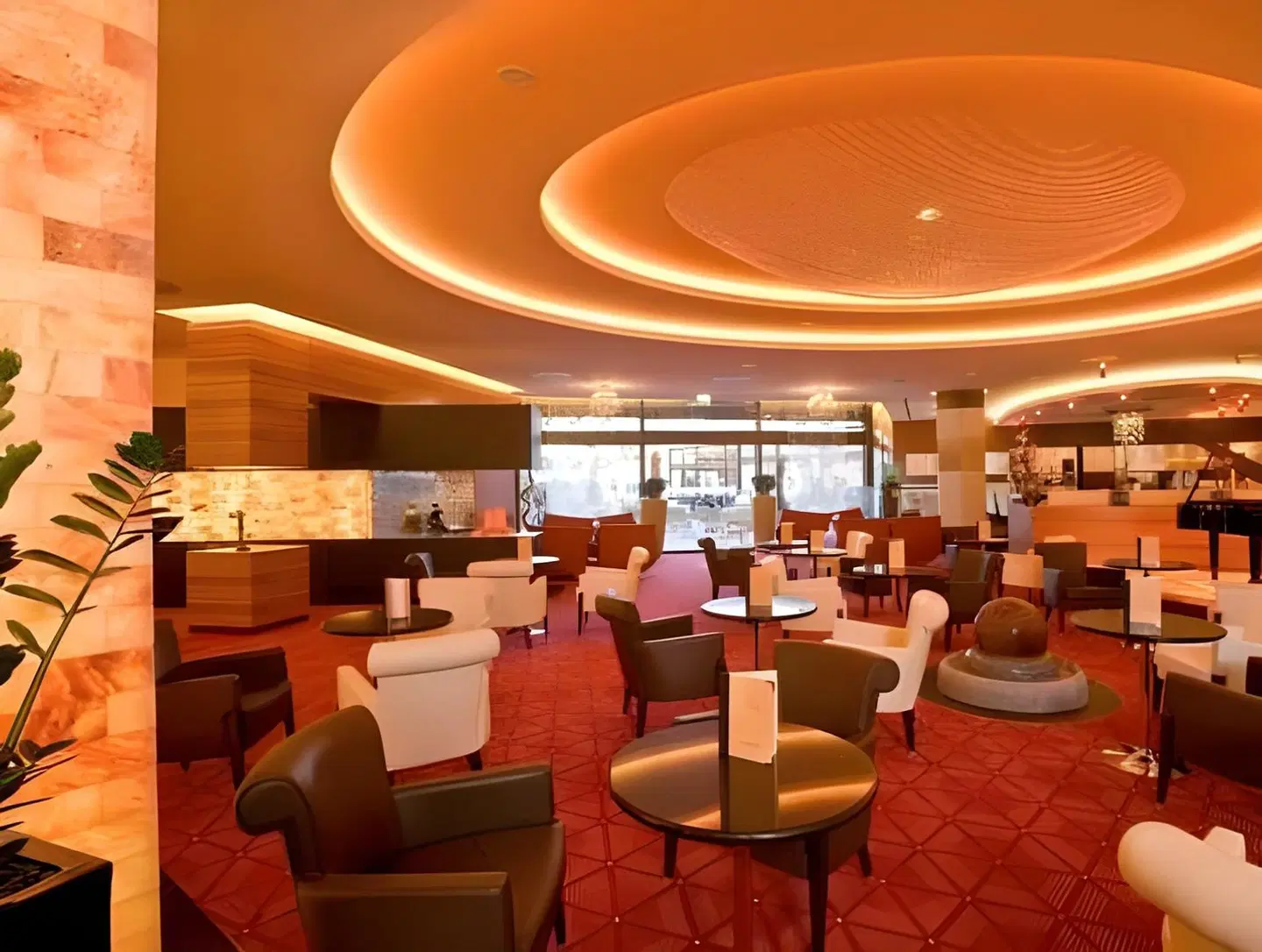 Thermenhotel Royal Bar