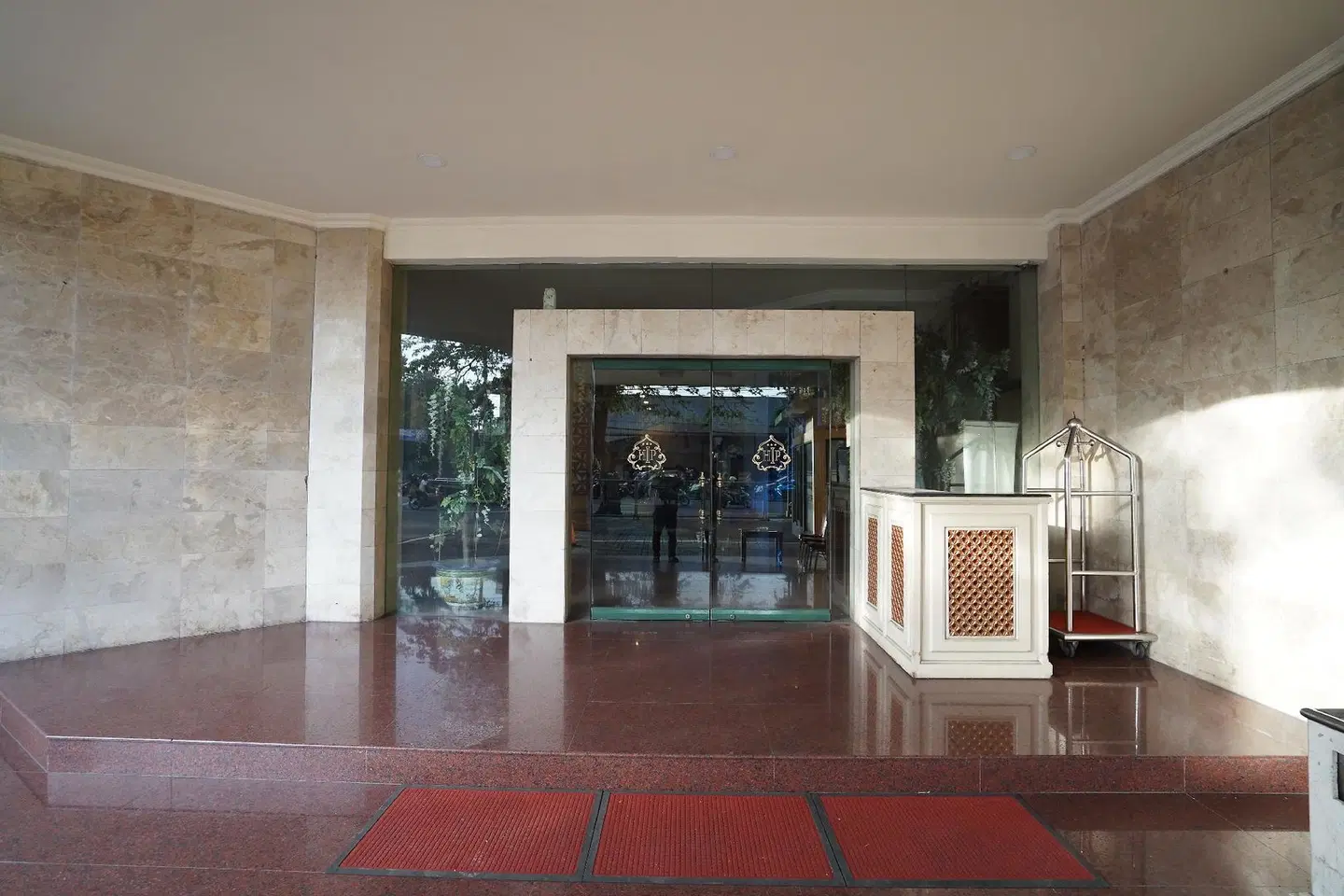 Indah Palace Solo LOUNGE_LOBBY