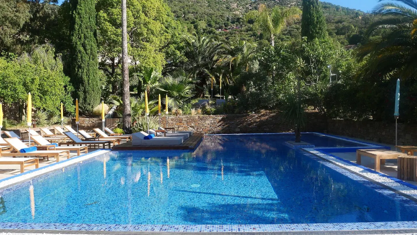 Hôtel La Piscine OUTDOOR_POOL