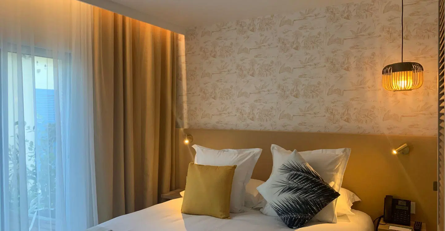 Hôtel La Piscine ROOM_EXAMPLE