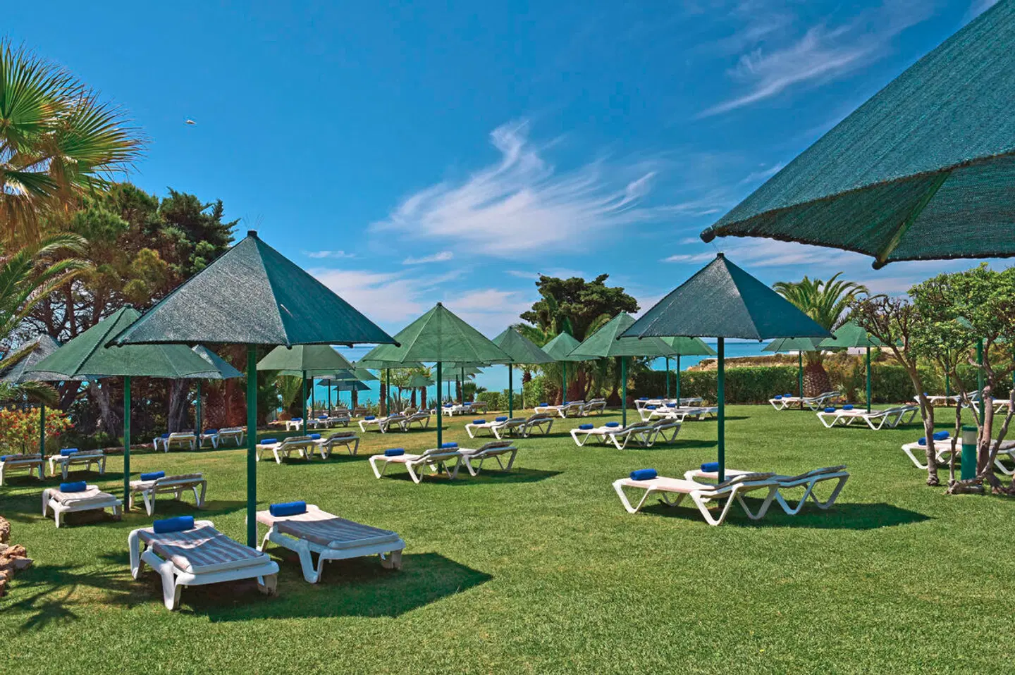 Pestana Viking Beach & Golf Resort Garten