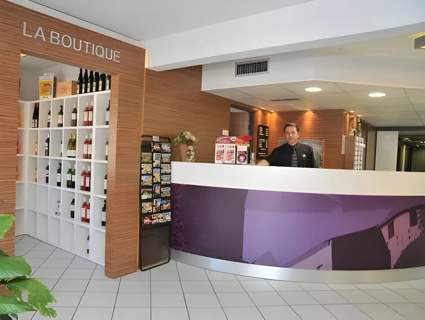 Inter-Hotel Espace Cite Bar