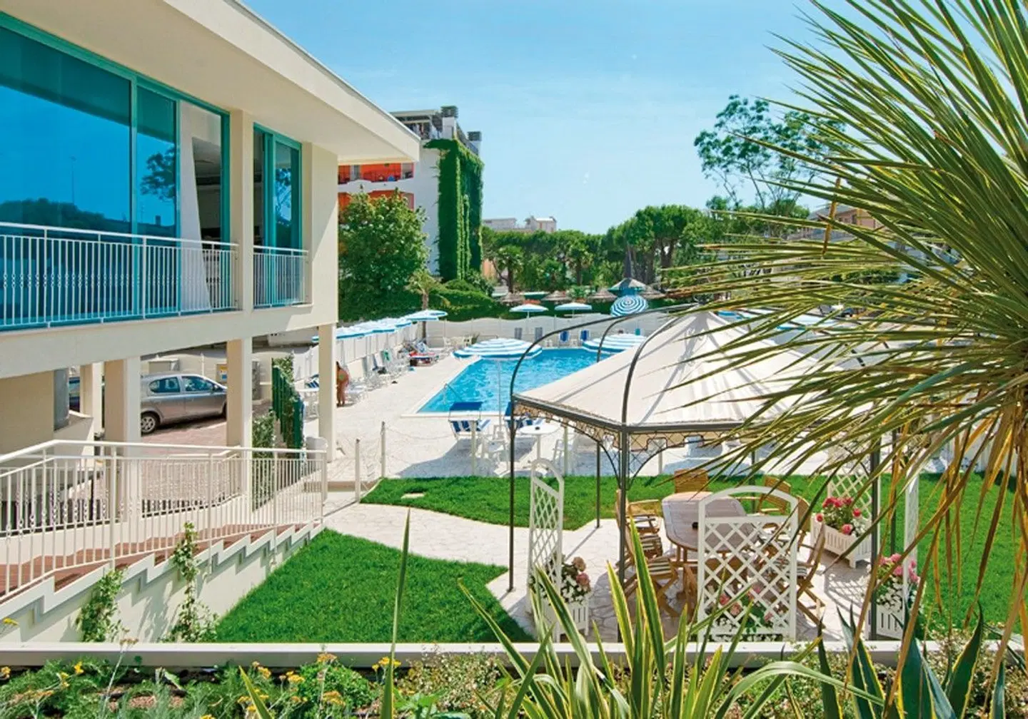 Bolivar OUTDOOR_POOL