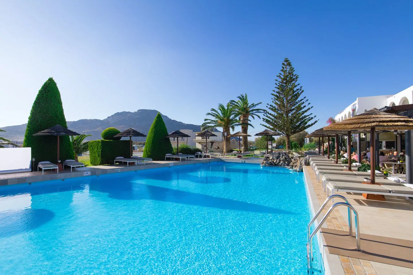 Alianthos Estate Resort (ex Alianthos Garden) OUTDOOR_POOL