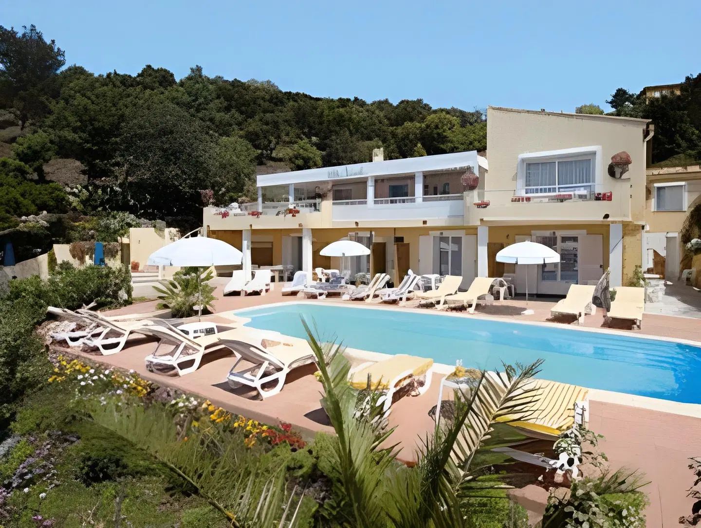 Villa Tricoli OUTDOOR_POOL