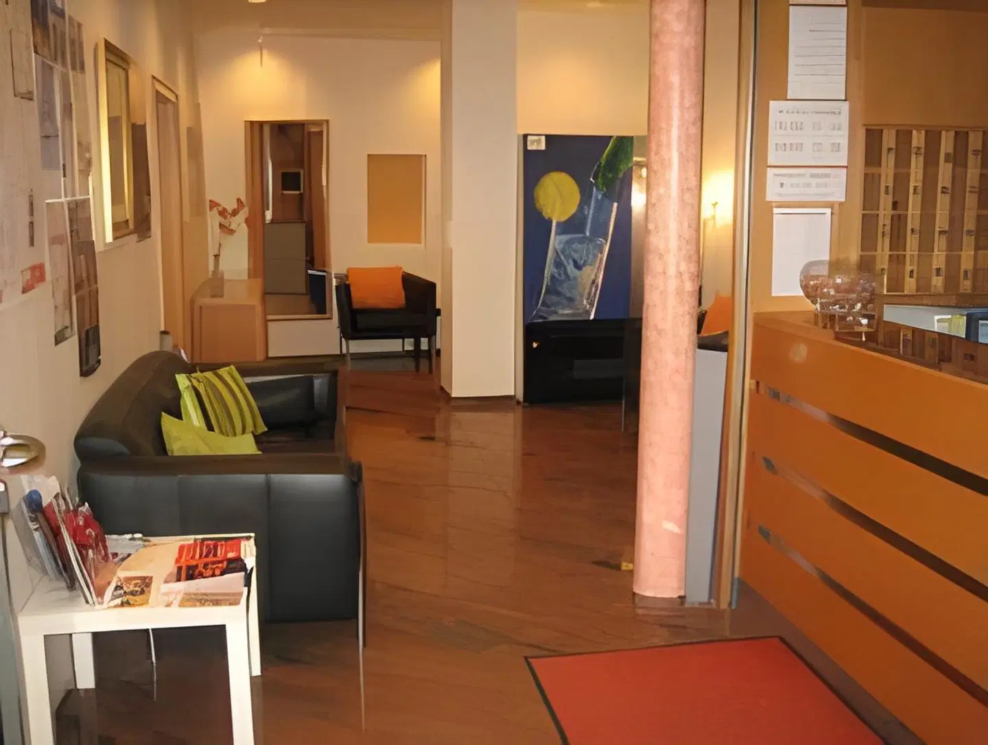 Central ROOM_EXAMPLE