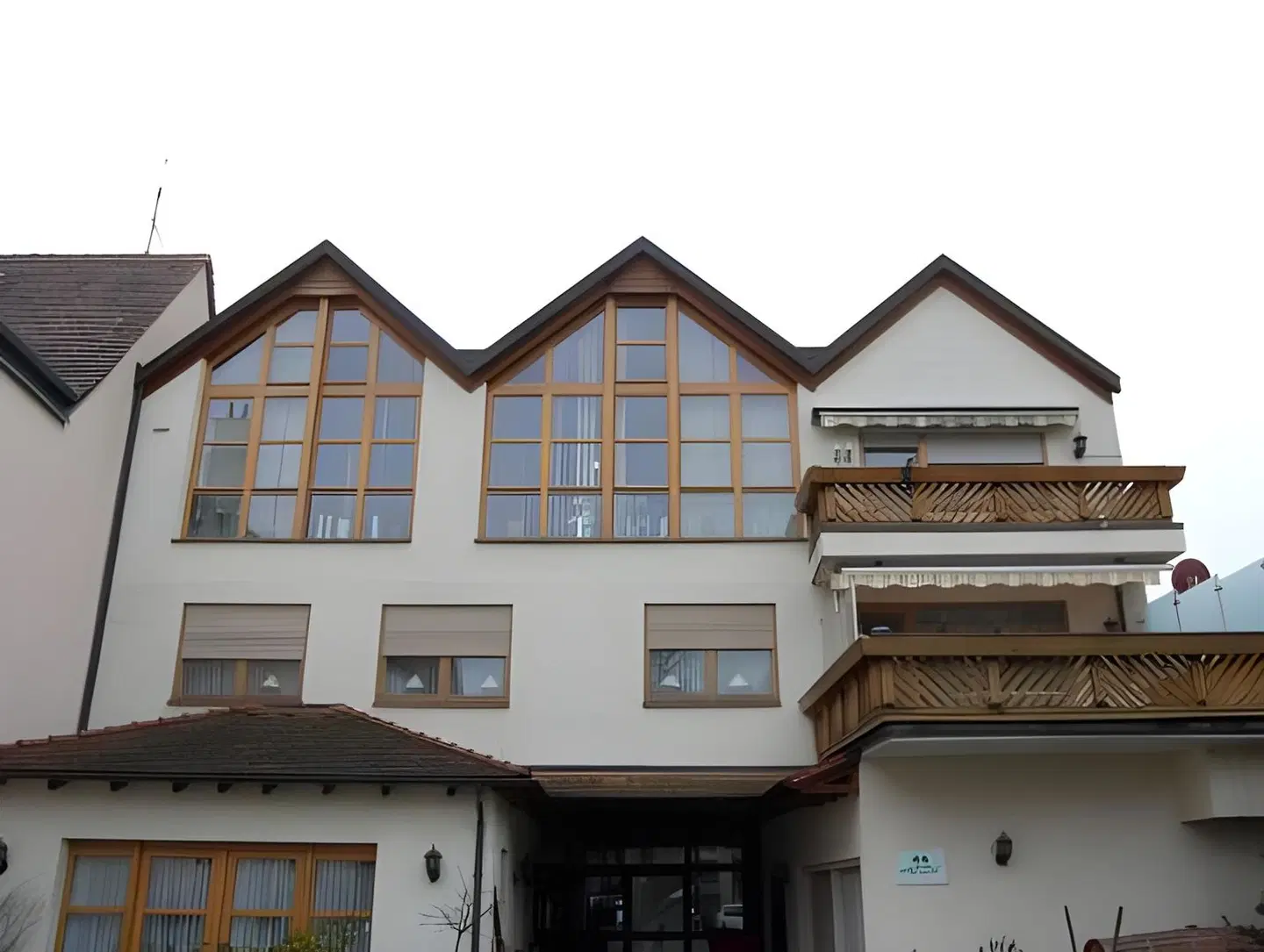 Deutsches Haus EXTERIOR