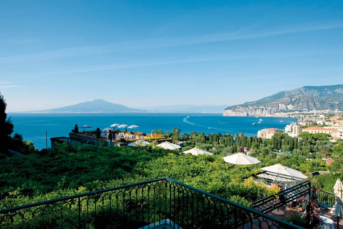 Grand Hotel Capodimonte LANDSCAPE