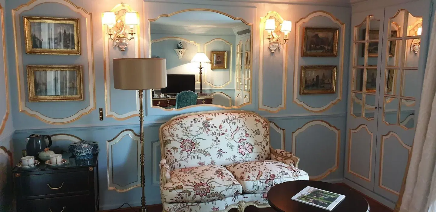 La Villa Gallici Hallenbad