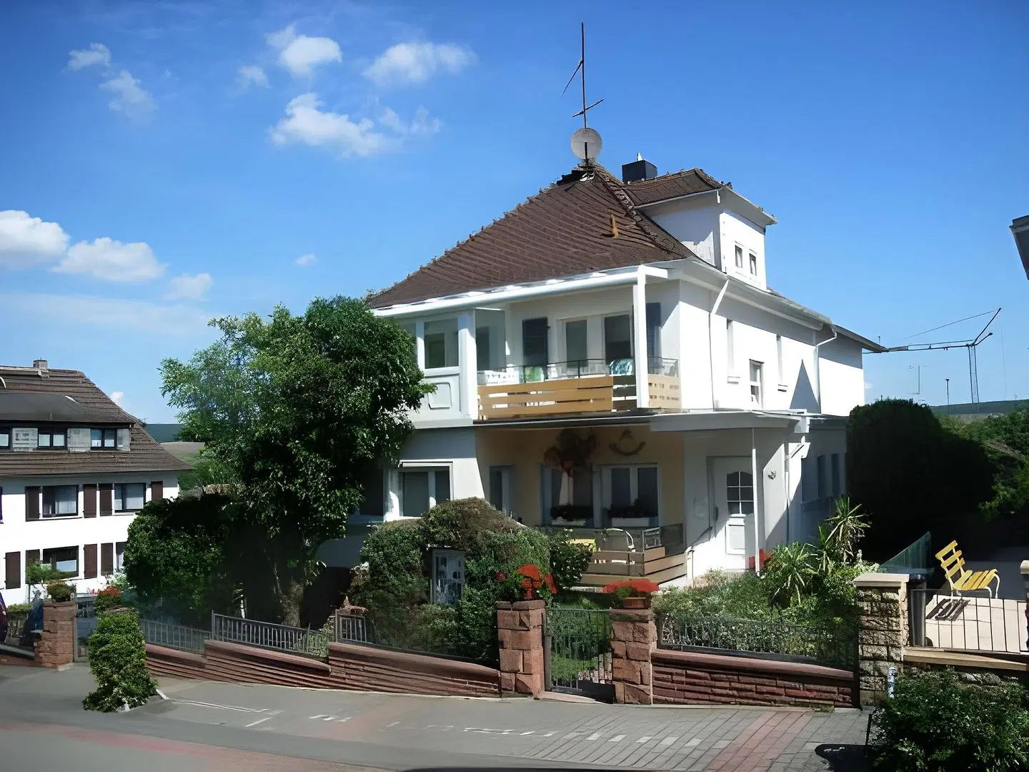 Hotel Schlößmann Garni EXTERIOR