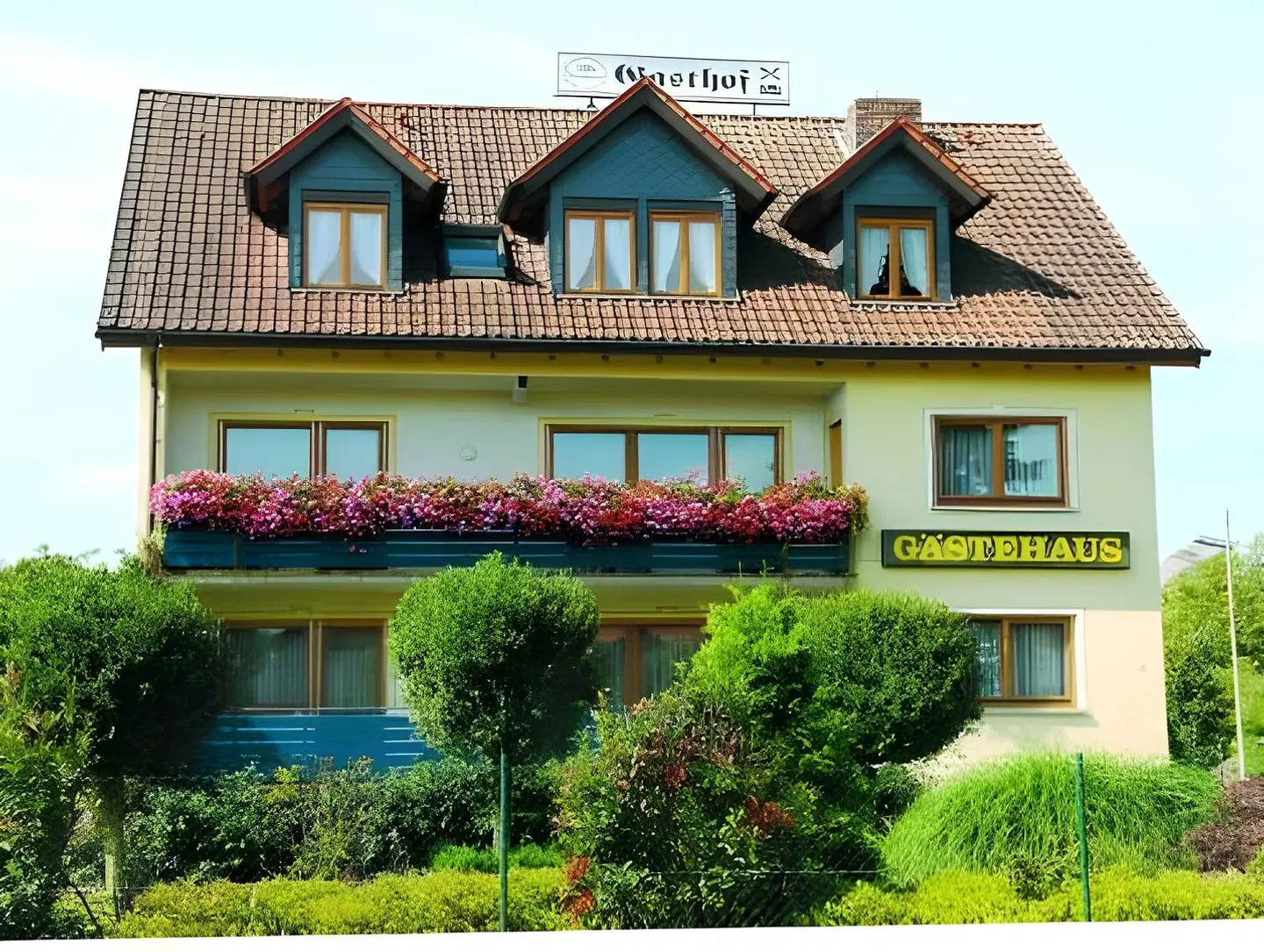 Schwarzes Roß EXTERIOR