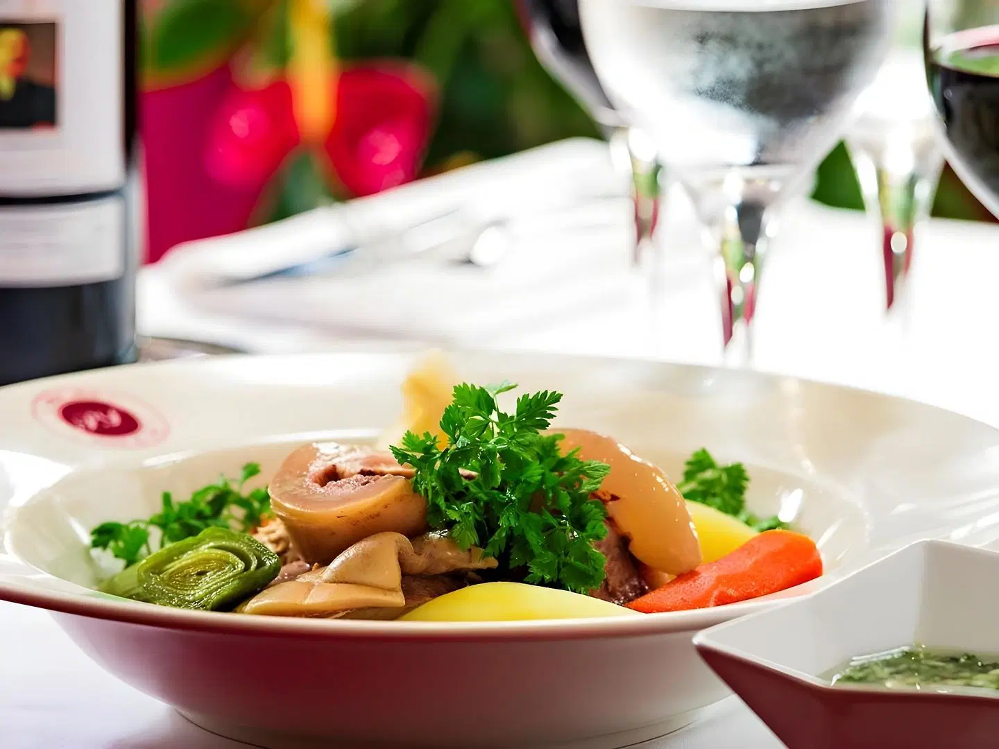 Le Père Léon Restaurant
