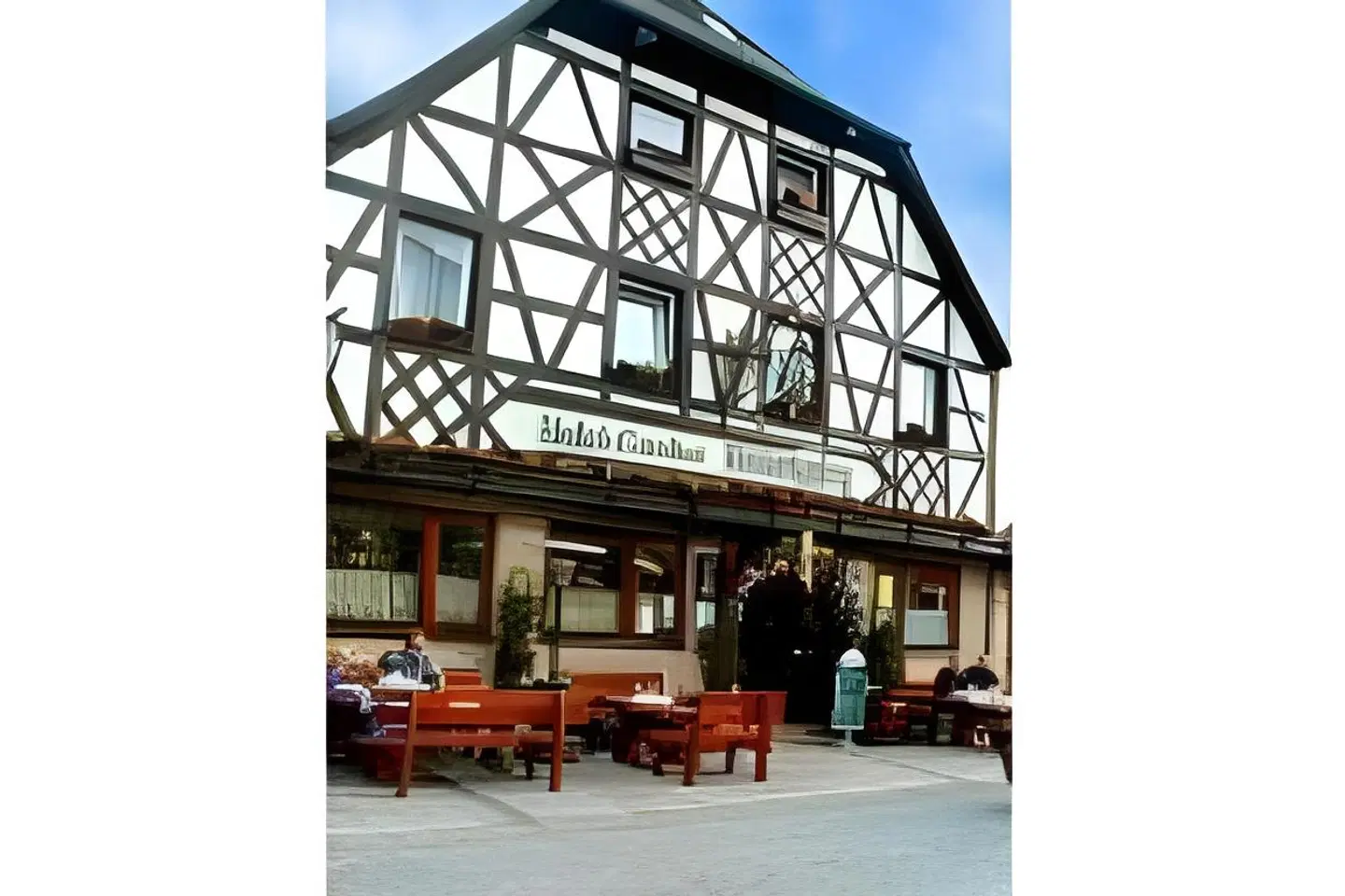 Resengörg EXTERIOR