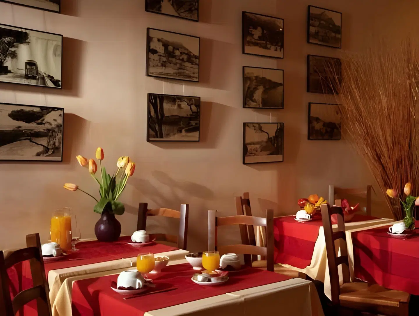 Miramar ROOM_EXAMPLE