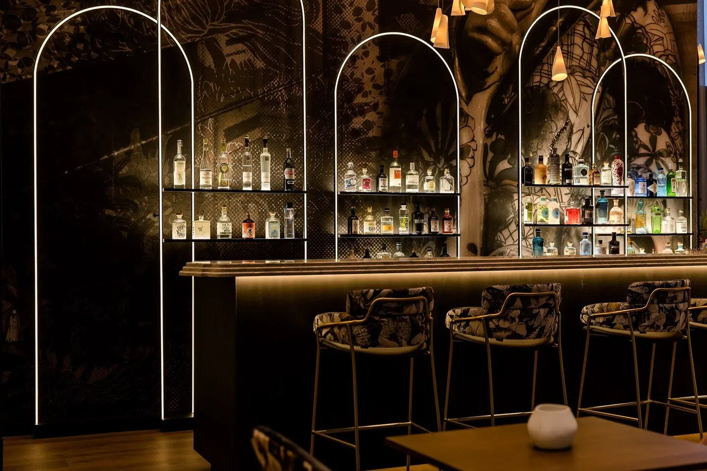 Motel One Dresden am Zwinger Bar
