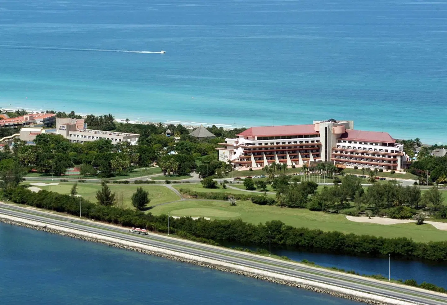 Hotel Bella Costa EXTERIOR
