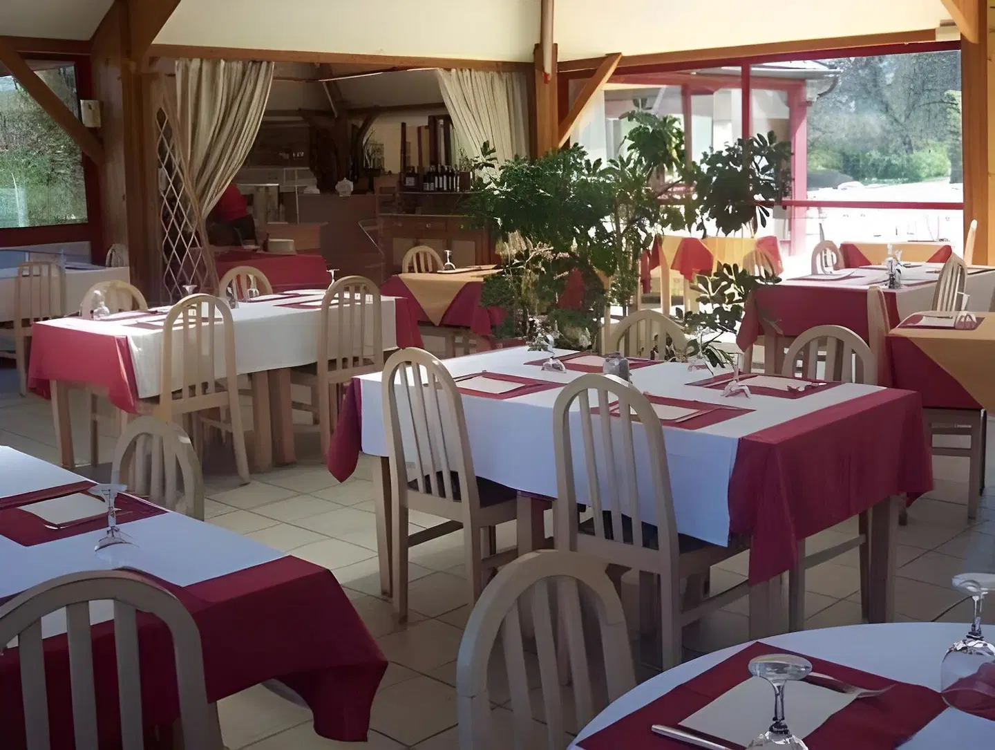 Residence du Rougier Restaurant