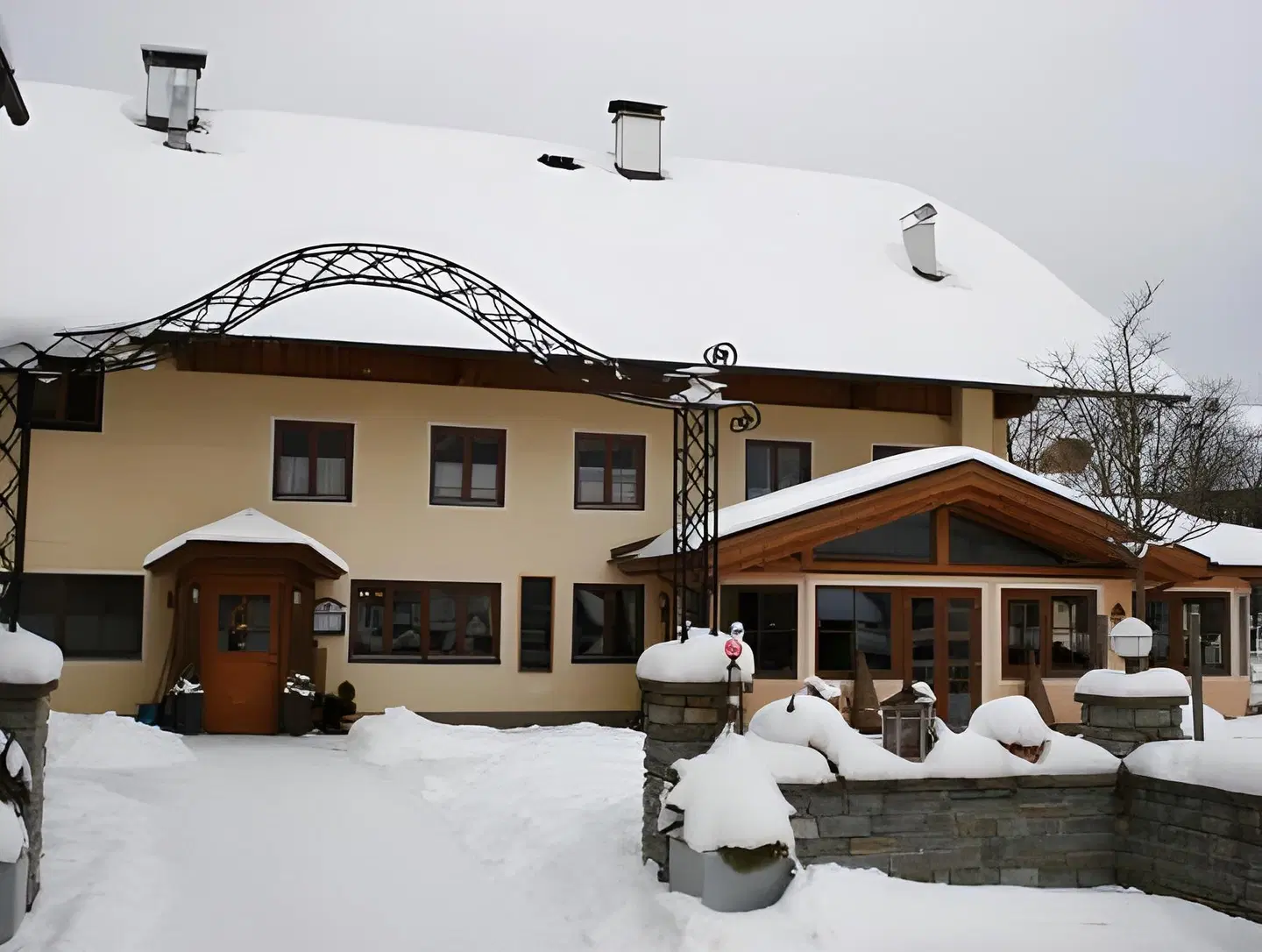 Hotel & Restaurant Aichingerwirt Mondsee EXTERIOR