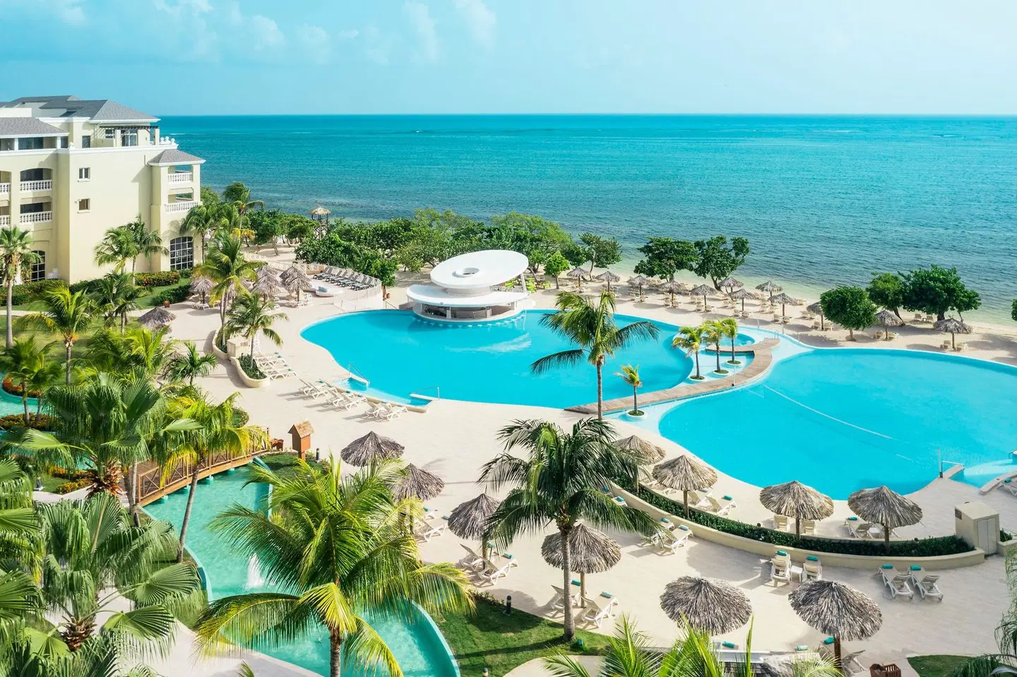 Iberostar Waves Rose Hall Beach EXTERIOR
