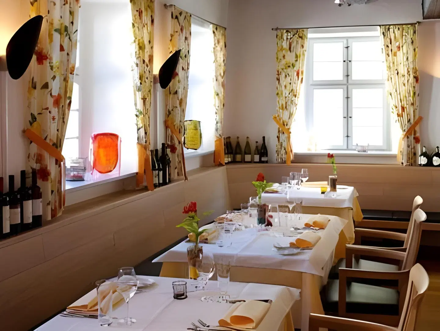 Rotes Ross Marktbergel Restaurant