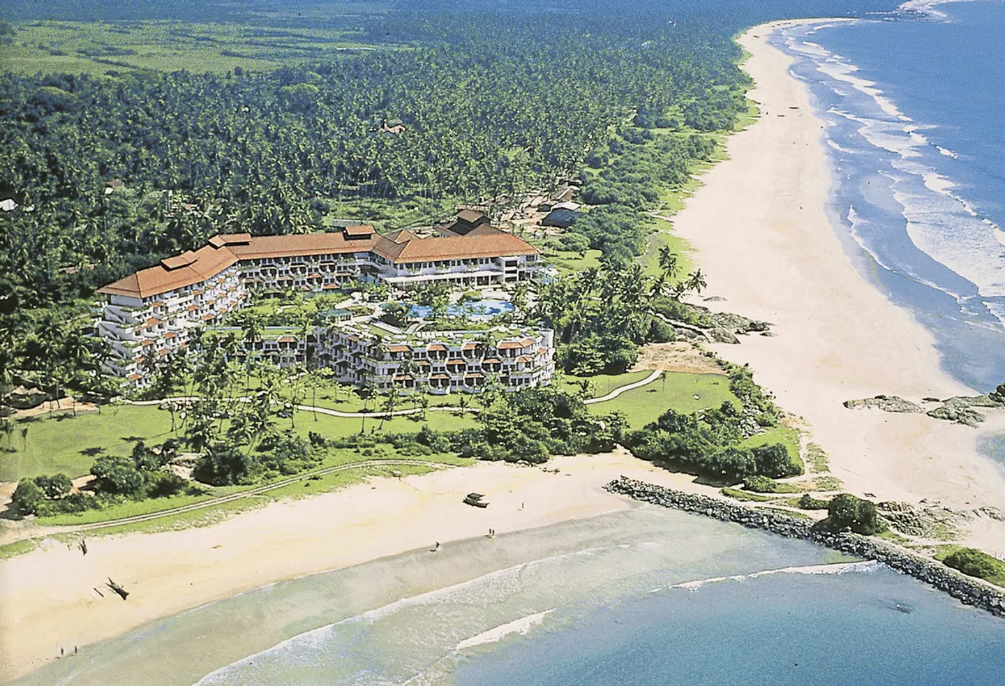 Taj Bentota Resort & Spa LANDSCAPE