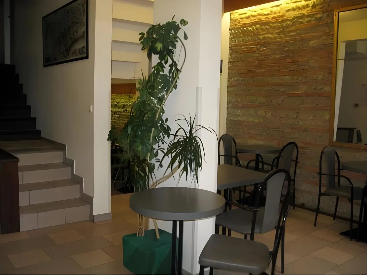 La Chartreuse LOUNGE_LOBBY