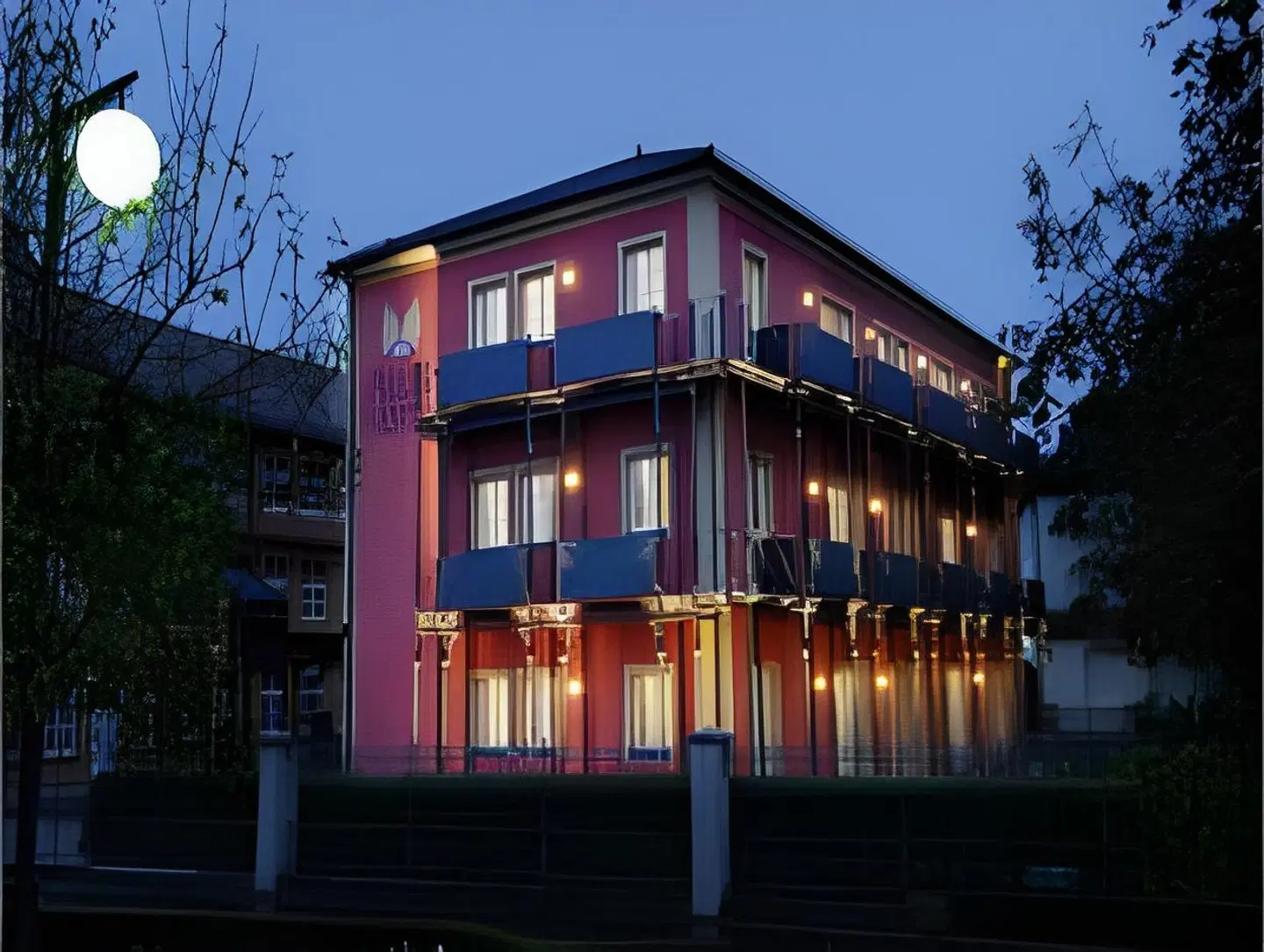 Allee Hotel EXTERIOR