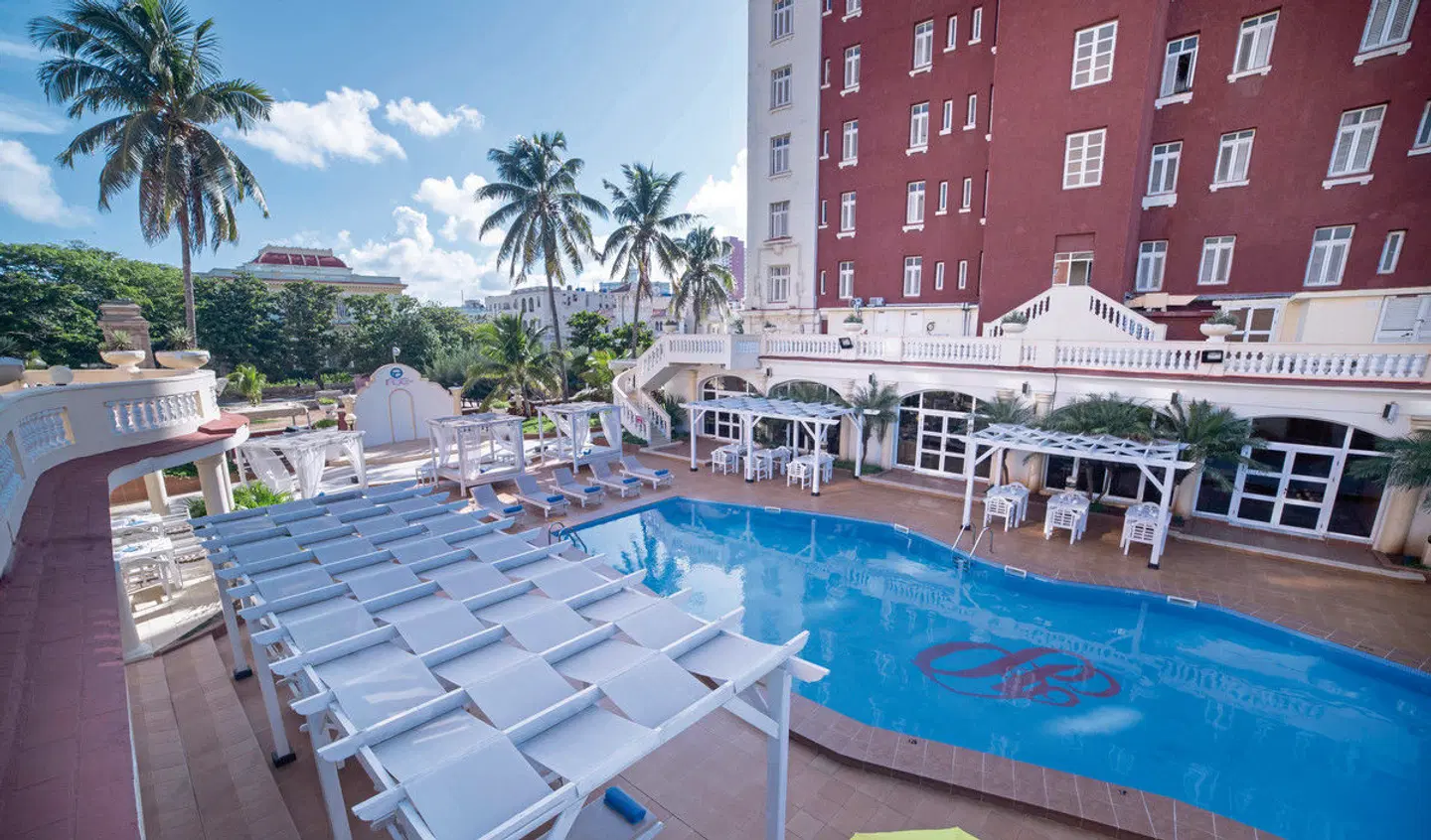 roc Presidente OUTDOOR_POOL